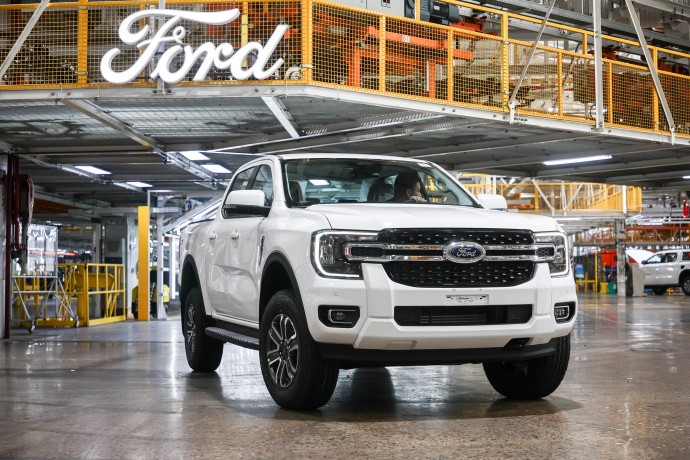 Ford inicia a produção de motores da Nova Ranger