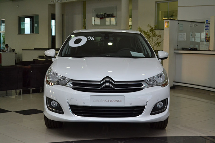 Citroën C4 Lounge com inédita recompra garantida