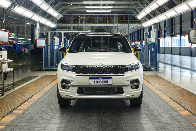 Jeep® comemora 1 milhão de unidades fabricadas em Goiana