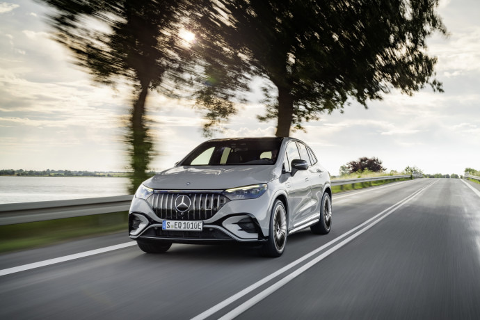 Mercedes-AMG expande a experiência em luxo de alta performance