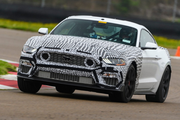 Ford anuncia a volta do Mustang Mach 1 como edição limitada