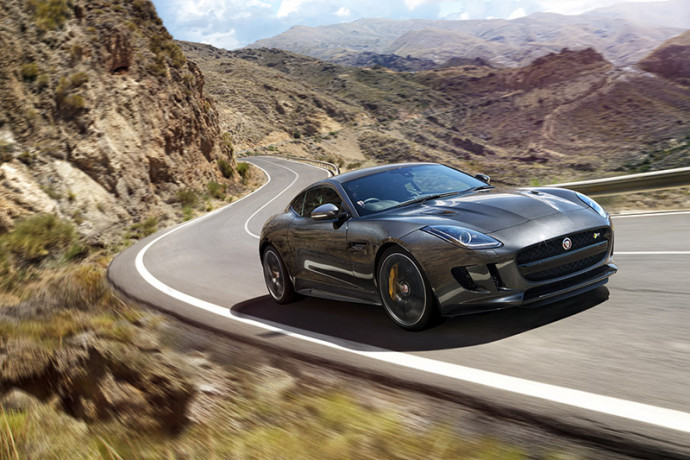 Jaguar F-Type 2016 chega ao Brasil