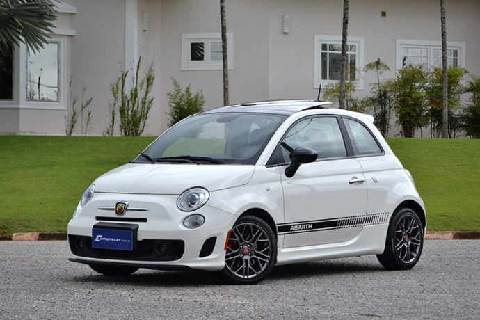 Fiat 500 Abarth é um verdadeiro esportivo compacto