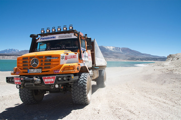 Caminhão Mercedes-Benz com recorde mundial, em altitude