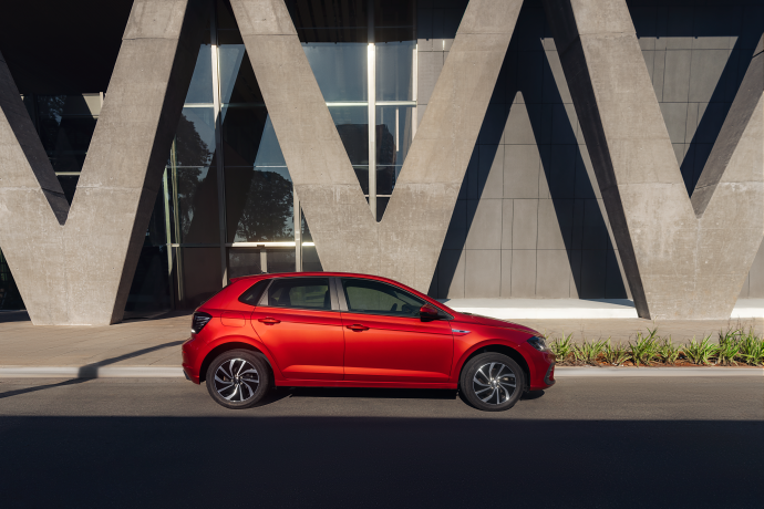 Volkswagen Polo lidera o mercado pelo 5º mês Volkswagen Polo lidera o mercado pelo 5º mês
