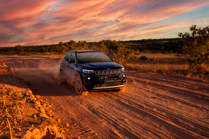 Jeep® Compass supera a marca de 400 mil unidades