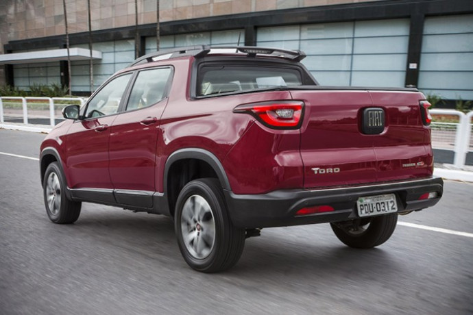 Fiat Toro com novo motor flex de 2.4 litros, já disponível na Andreta