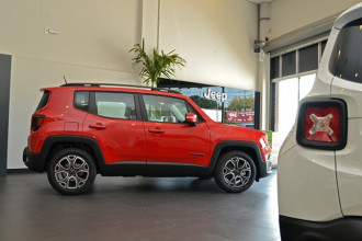 Jeep Renegade conquista a liderança em outubro