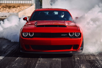 Dodge Challenger SRT Demon é um dos carros mais rápidos do mundo