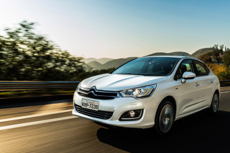 Citroën C4 Lounge chega ao ano-modelo 2017 com novidades