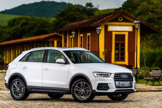 Audi Q3 1.4 litro, agora flex e produzido no Brasil, já está à venda