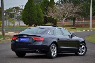 Audi A5 2015 une estilo e maior eficiência com motor 1,8 TFSI