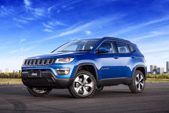 Jeep Compass chega para inovar o segmento dos SUVs