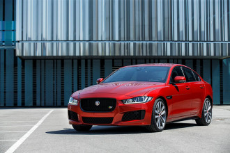 Jaguar XE e XF obtêm cinco estrelas no Euro N Cap