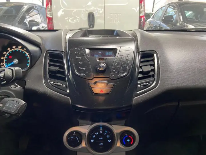 FIESTA HA 1.5L SE