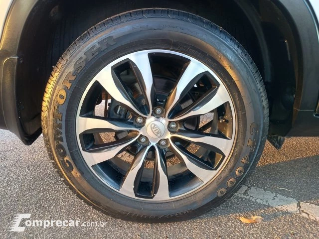 SORENTO - 2.4 EX 4X2 16V 4P AUTOMÁTICO