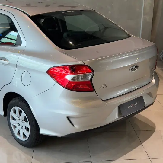 Ka 1.5 Sedan SE 12V Flex 4p Mec.