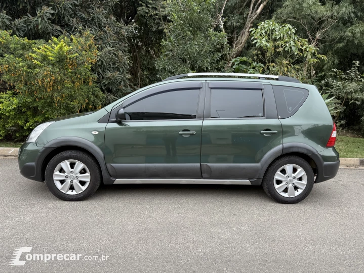 LIVINA 1.8 SL X-gear 16V