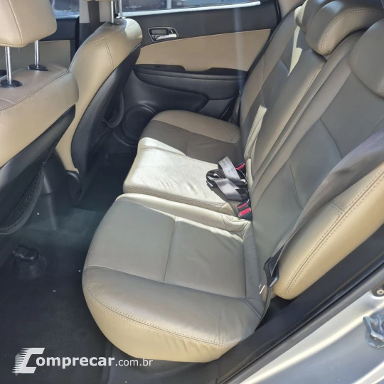 i30 2.0 16V 145cv 5p Aut.