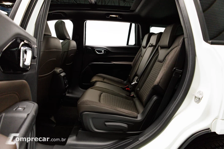 COMMANDER 1.3 T270 Turbo Overland