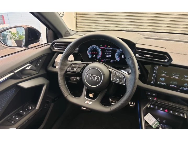A3 2.0 40 TFSI MHEV SEDAN PERFORMANCE BLACK S-TRONIC