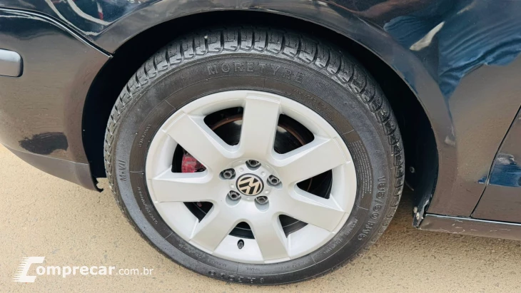 POLO 1.6 MI Serie Ouro 8V