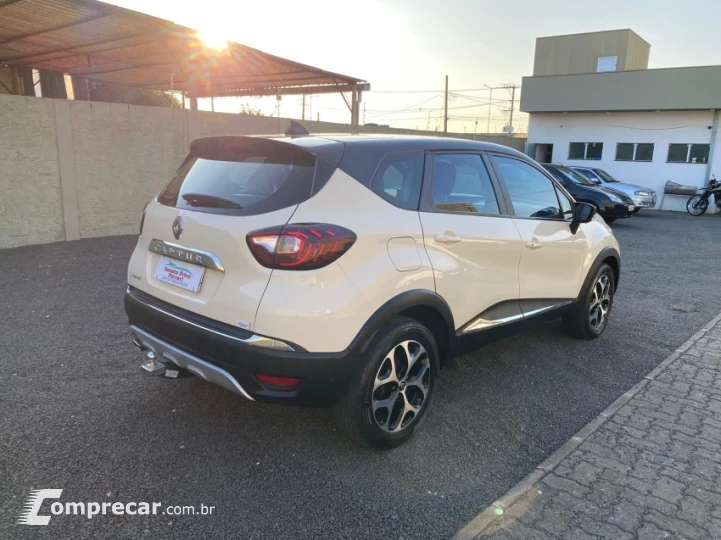 CAPTUR 2.0 16V Intense