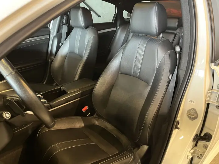 Civic 1.5 16V 4P TOURING TURBO AUTOMÁTICO CVT