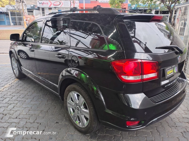 FIAT FREEMONT 2.4 PRECISION 16V AUTOMÁTICA 7 LUGARES