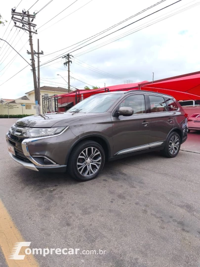 Outlander 3.0 V6 24V 4P GT 4X4 AUTOMÁTICO