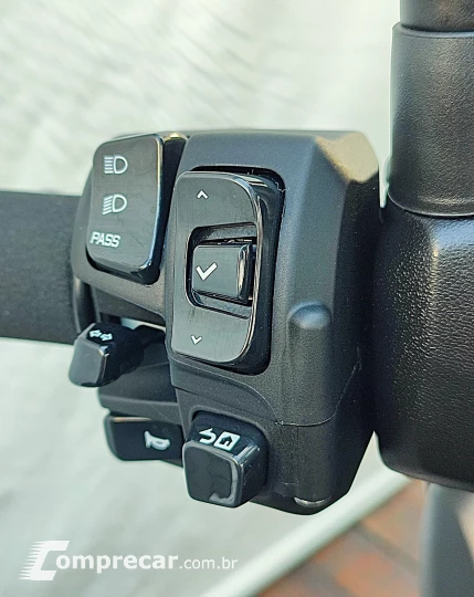 YAMAHA XMAX 250 CONNECTED ABS