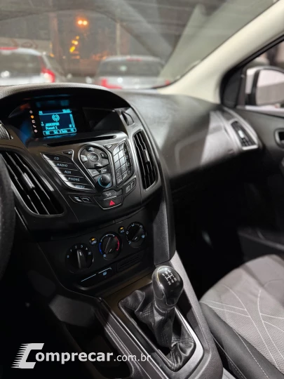 FOCUS 1.6 SE Plus 16V