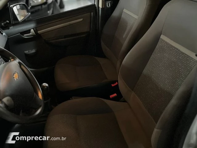CELTA - 1.0 MPFI LT 8V 4P MANUAL