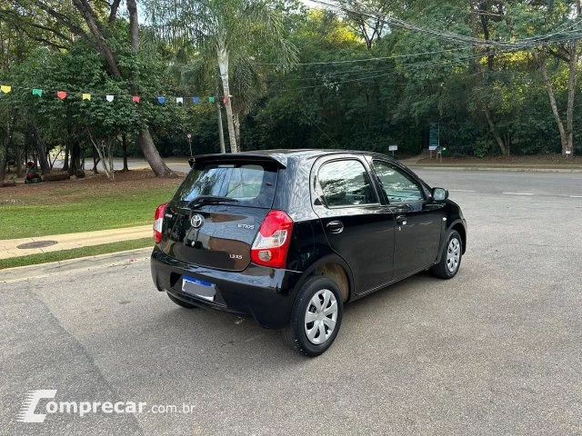 ETIOS HATCH - 1.3 XS 16V 4P MANUAL