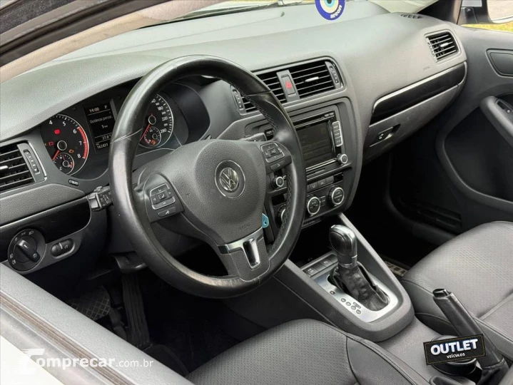 JETTA 2.0 COMFORTLINE FLEX 4P TIPTRONIC