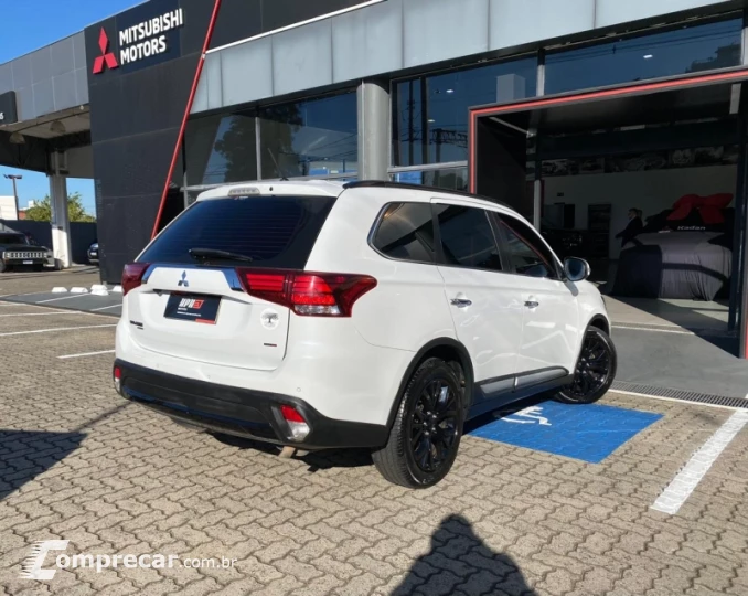 OUTLANDER 2.2 4X4 16V