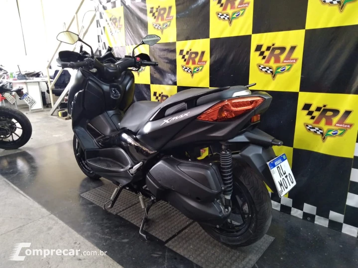 X-MAX 250