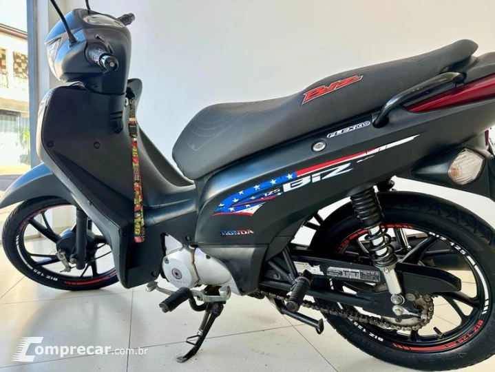 BIZ 125 ES
