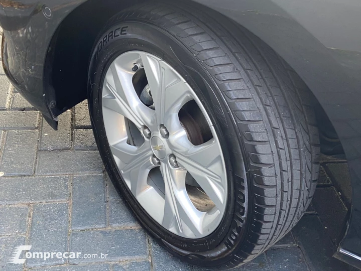 ONIX 1.0 Turbo Plus Premier
