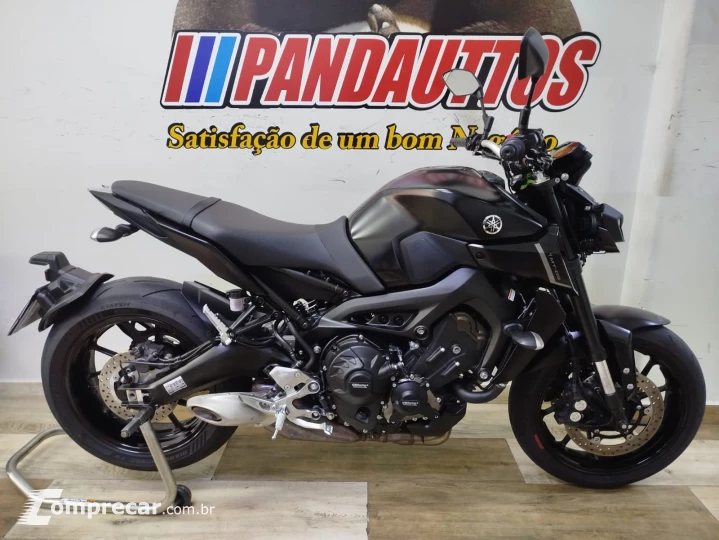 MT-09  800 cc