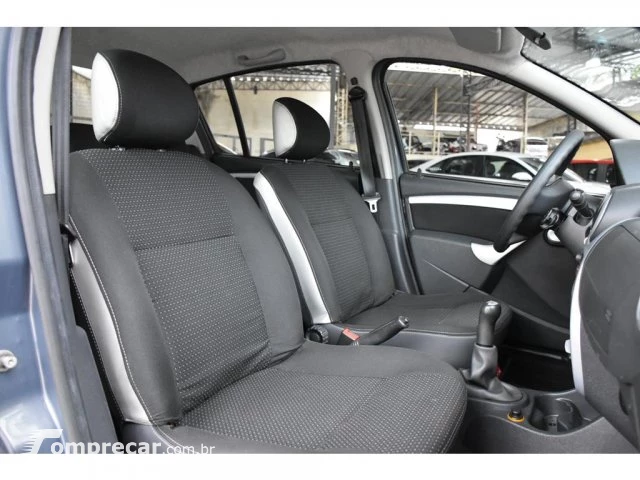 SANDERO - 1.6 STEPWAY 16V 4P MANUAL