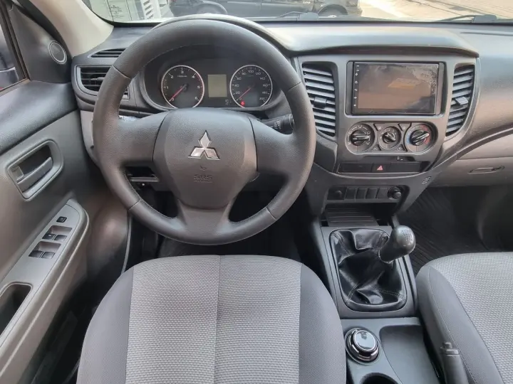 MITSUBISHI L200 TRITON 2.4 TURBO SPORT GL CD 4X4 2022