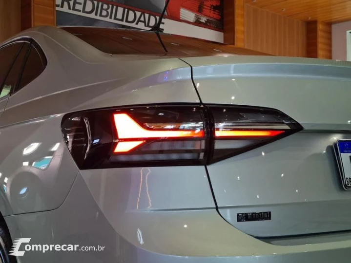 VIRTUS HIGHLINE 200 TSI 1.0 FLEX 12V AUT