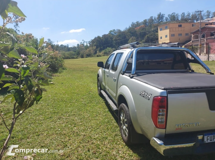 FRONTIER 2.5 SL 4X4 CD Turbo EL