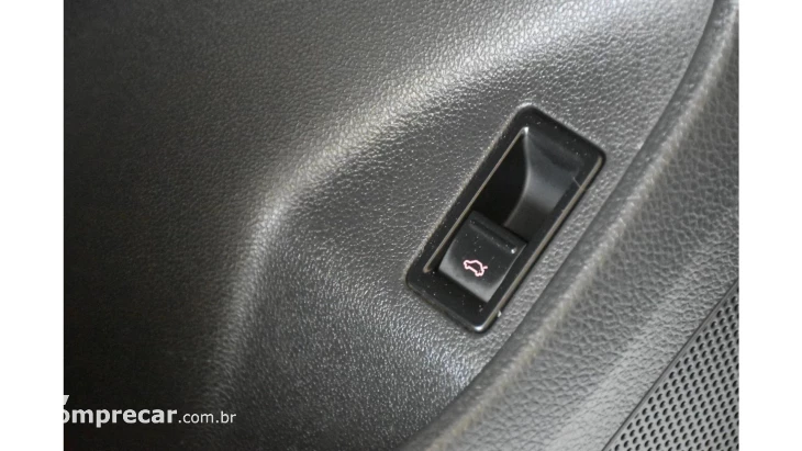 JETTA - 2.0 COMFORTLINE 4P MANUAL