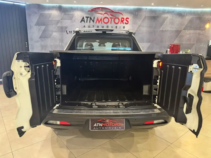 Toro 2.0 16V 4P VOLCANO 4WD TURBO DIESEL AUTOMÁTICO