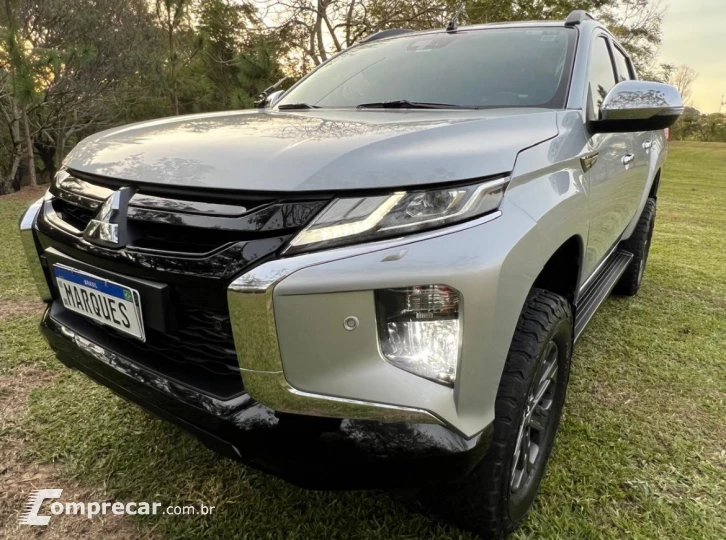 L200 TRITON 2.4 16V Turbo Sport Hpe-s CD 4X4