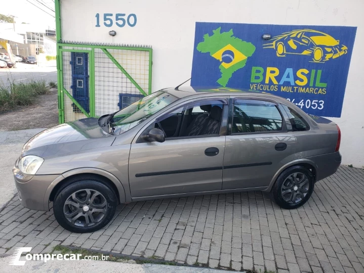 Corsa 1.8
