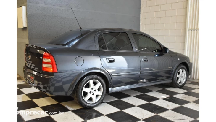 ASTRA SEDAN - 2.0 MPFI ELEGANCE SEDAN 8V 4P MANUAL