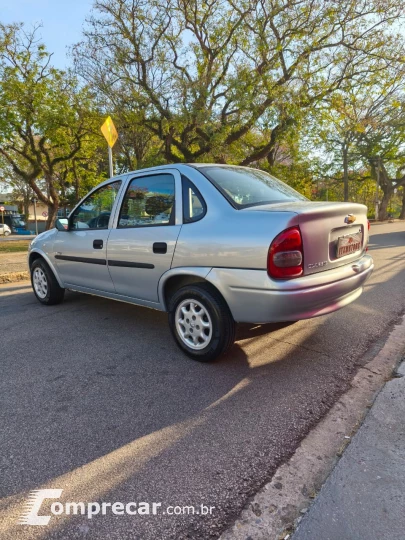 Classic Sedan 1.0 4P FLEX LIFE